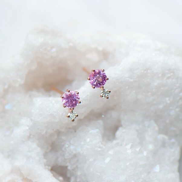18K Rosado sapphire earring