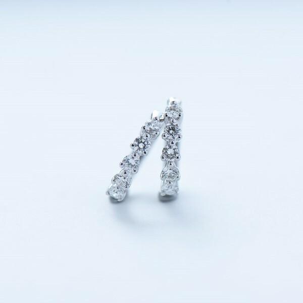 18K Fishbone Diamond Hoop Earring