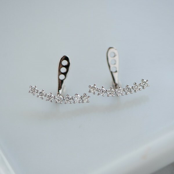 18K Diamond Earring