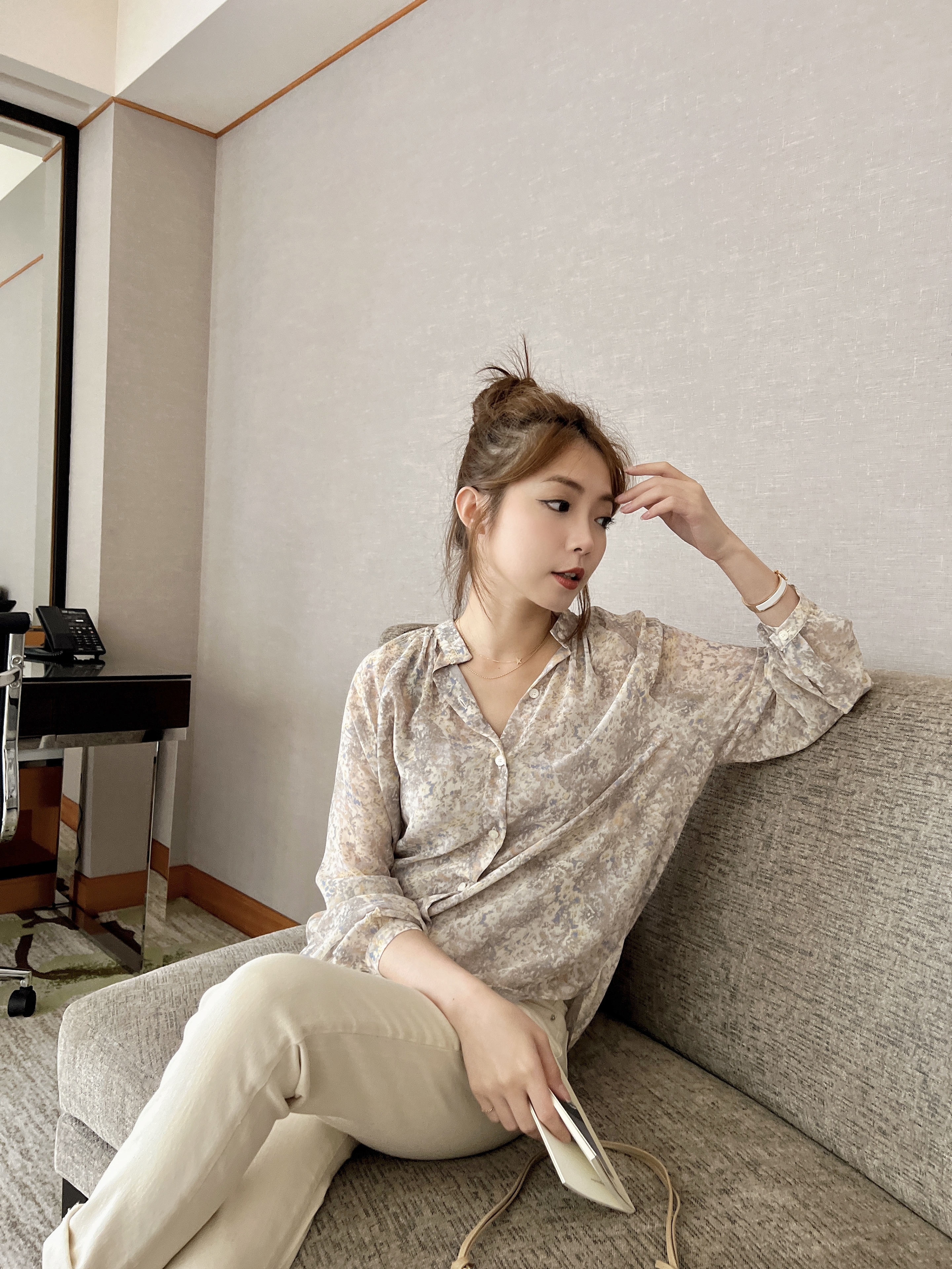 高質感絕美迷霧花紋雪紡襯衫