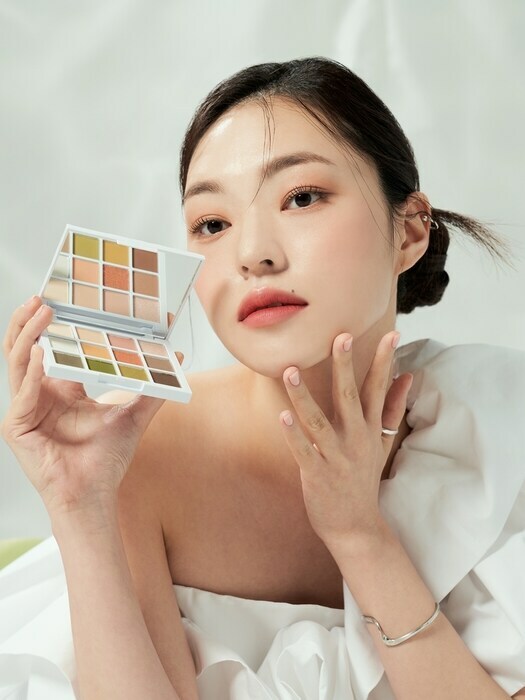 MUZIGAE MANSION 12色眼影盤