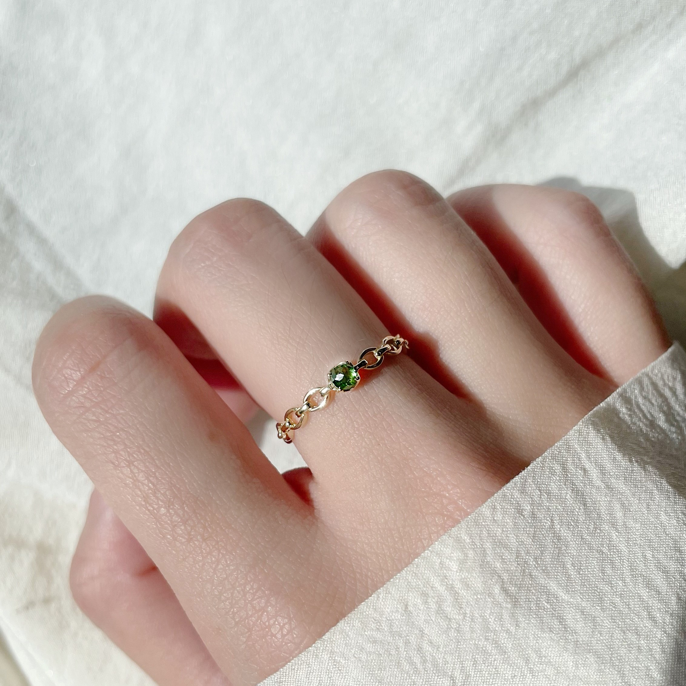 14k簍空鍊條感綠鑽原礦戒指