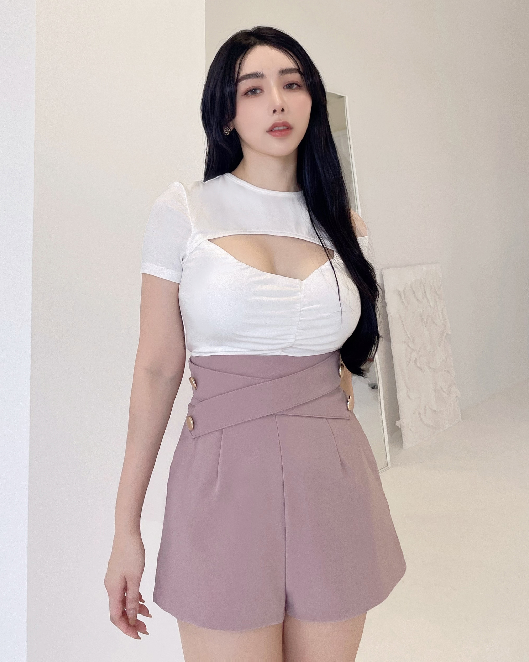 訂製-質感交叉金釦高腰短褲