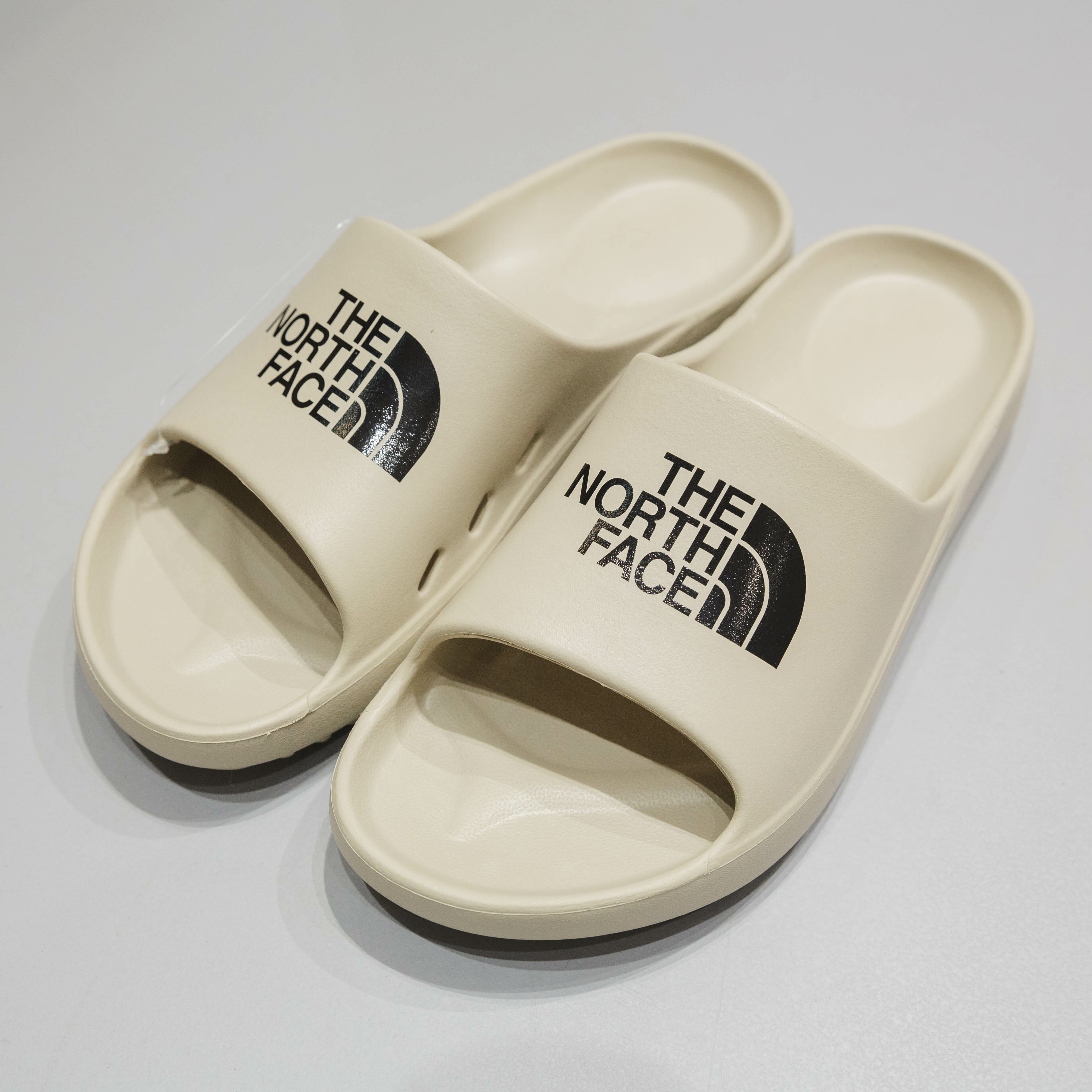 THE NORTH FACE 北臉 鋸齒止滑 完全防水拖鞋【NS98N10K】