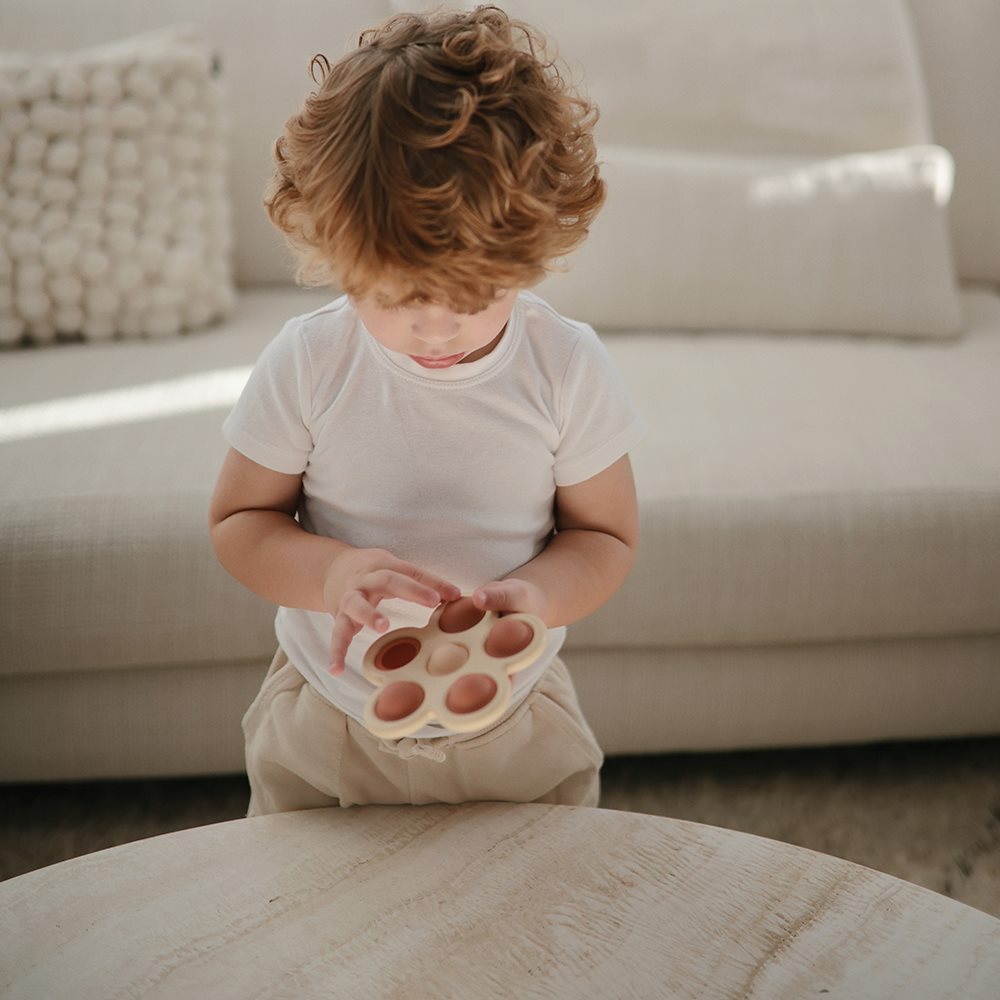 Mushie-花朵矽膠洞洞板 (Dried Thyme/Natural/Shifting Sand)