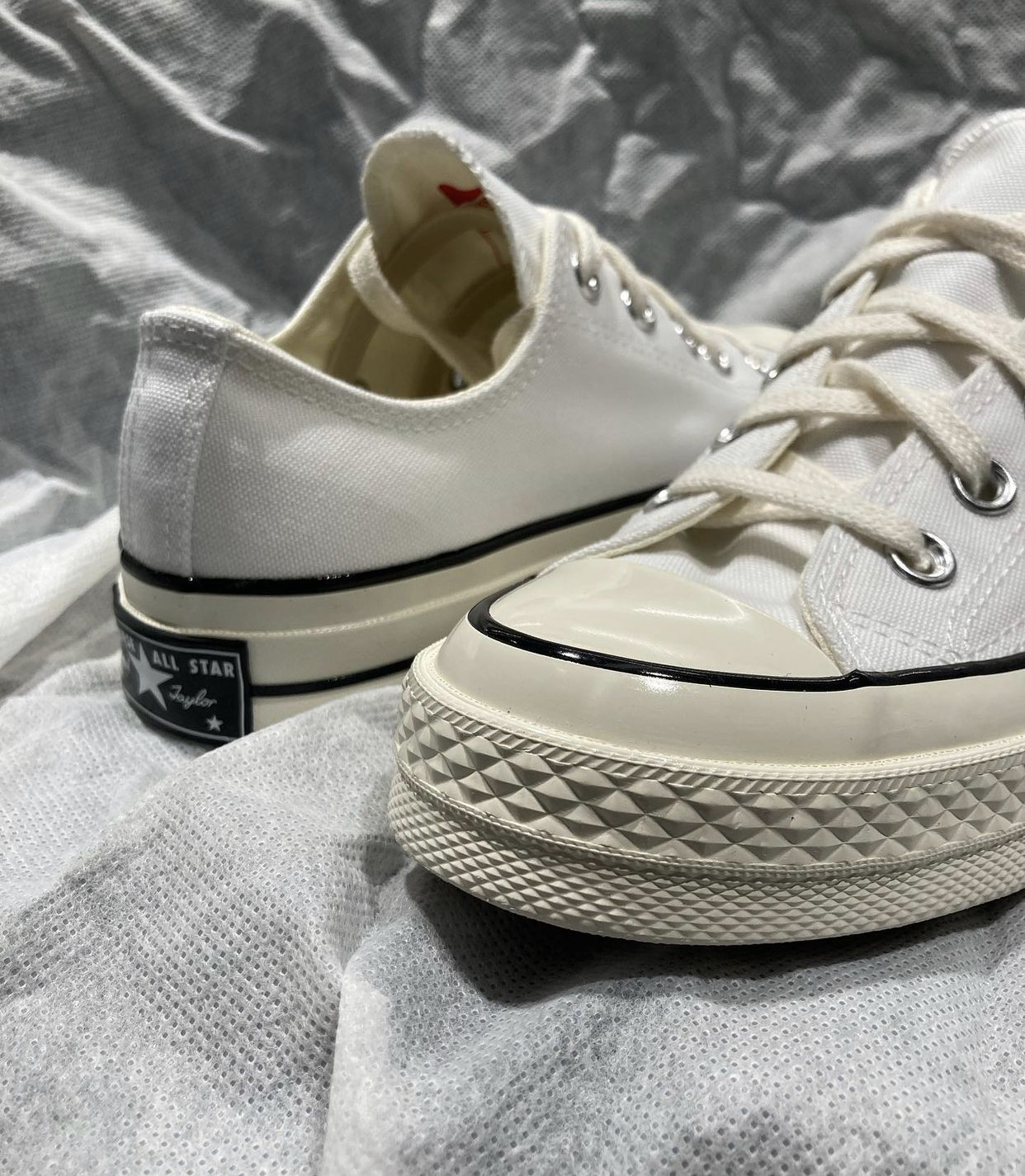 CONVERSE CHUCK 1970 LOW HI