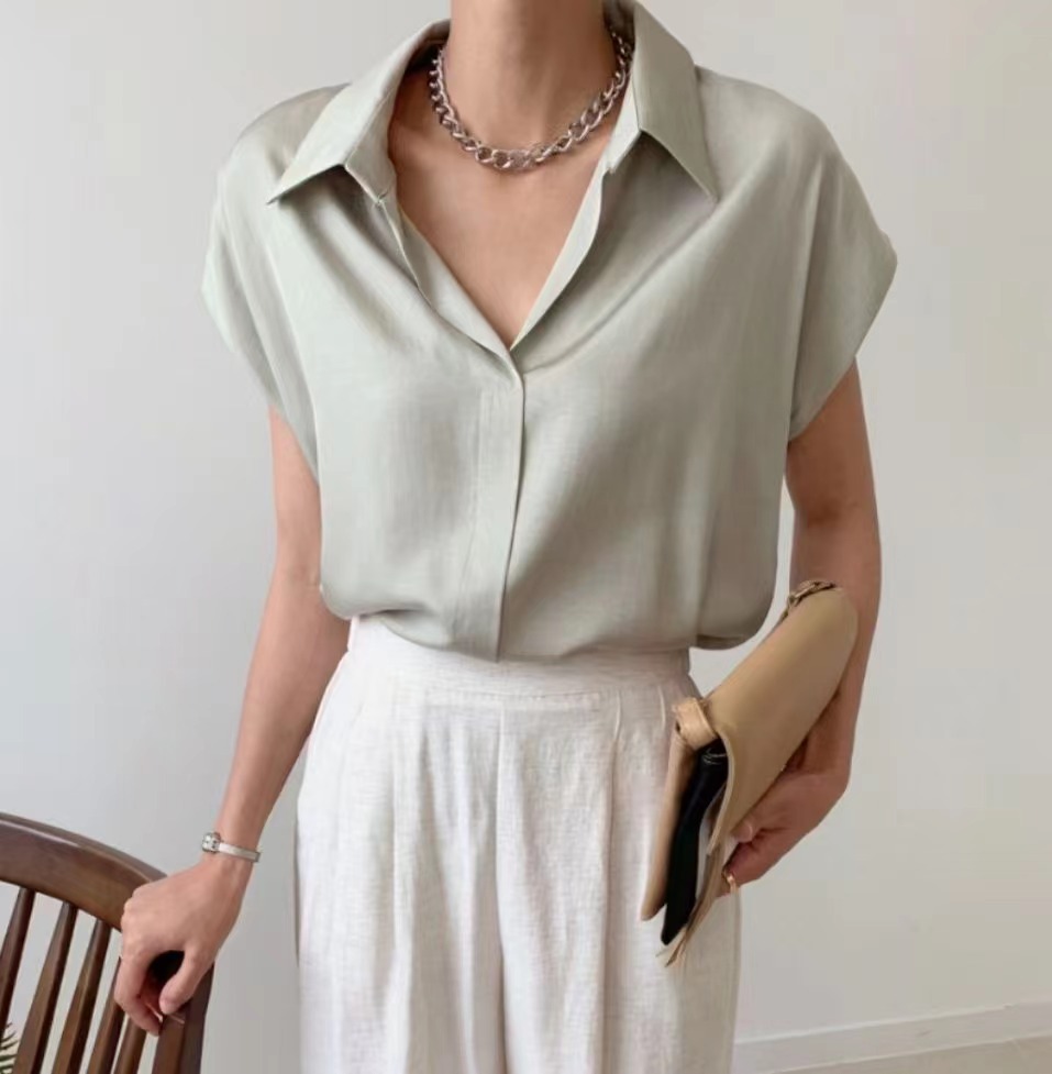 5W24 小立領光澤感滑布襯衫 綠色