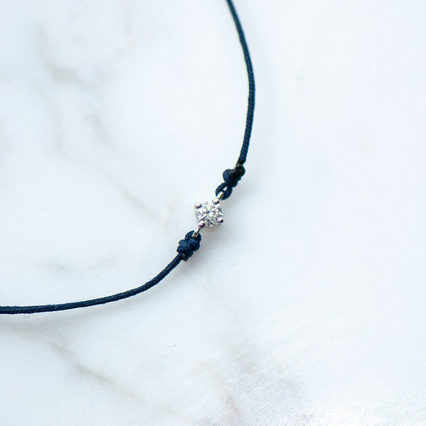 18K Single 0.05ct diamond string