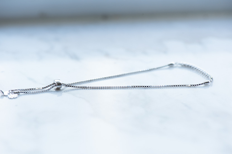 18K Light adjustable 0.25ct tennis bracelet