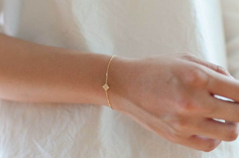 18K Rhombus Diamond Bracelet