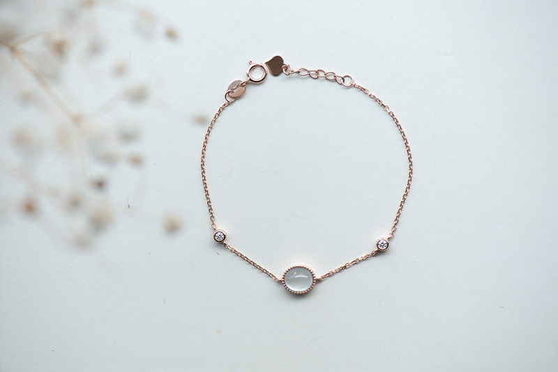 18K Premier White Jade Diamond Bracelet