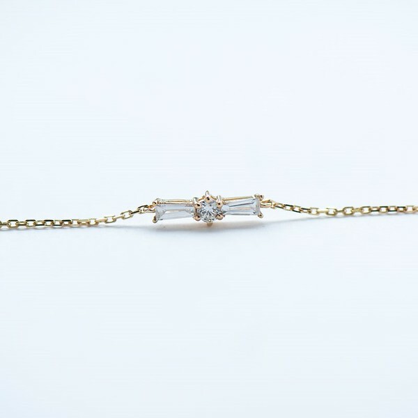 18K Ribbon Diamond Bracelet