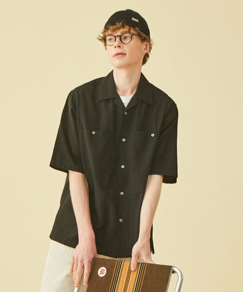 COVERNAT 泡泡紗開領 半襯衫 短袖 黑色