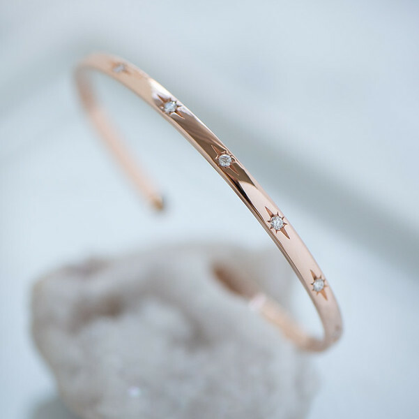 18K Diamond Bangle