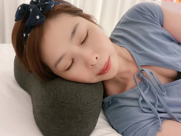 Stanma屎蛋媽推薦優扶磁石護頸枕，頸椎抒壓的小秘密