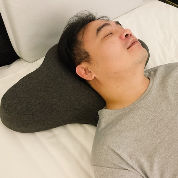 Stanma屎蛋媽推薦優扶磁石護頸枕，頸椎抒壓的小秘密