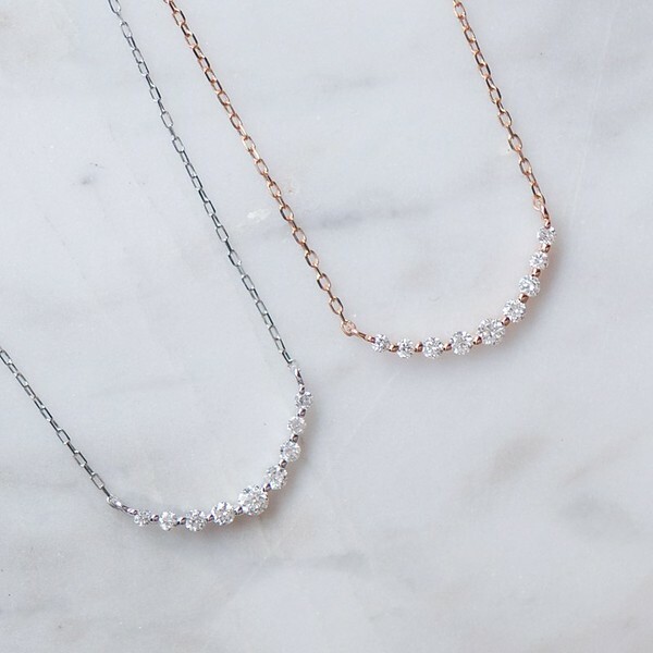 18K Little Smile Diamond Necklace