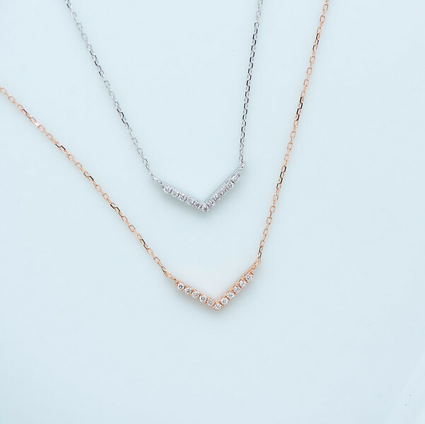 18K Mini V Diamond Necklace