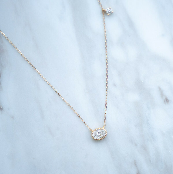 18K Antiquus Oval Diamond Necklace