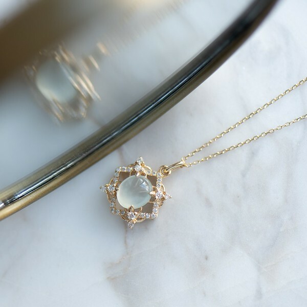 18K Vincio White Jade Diamond Necklace