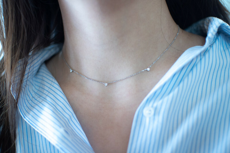 18K Gypsophila Diamond Necklace ( 3 diamond)