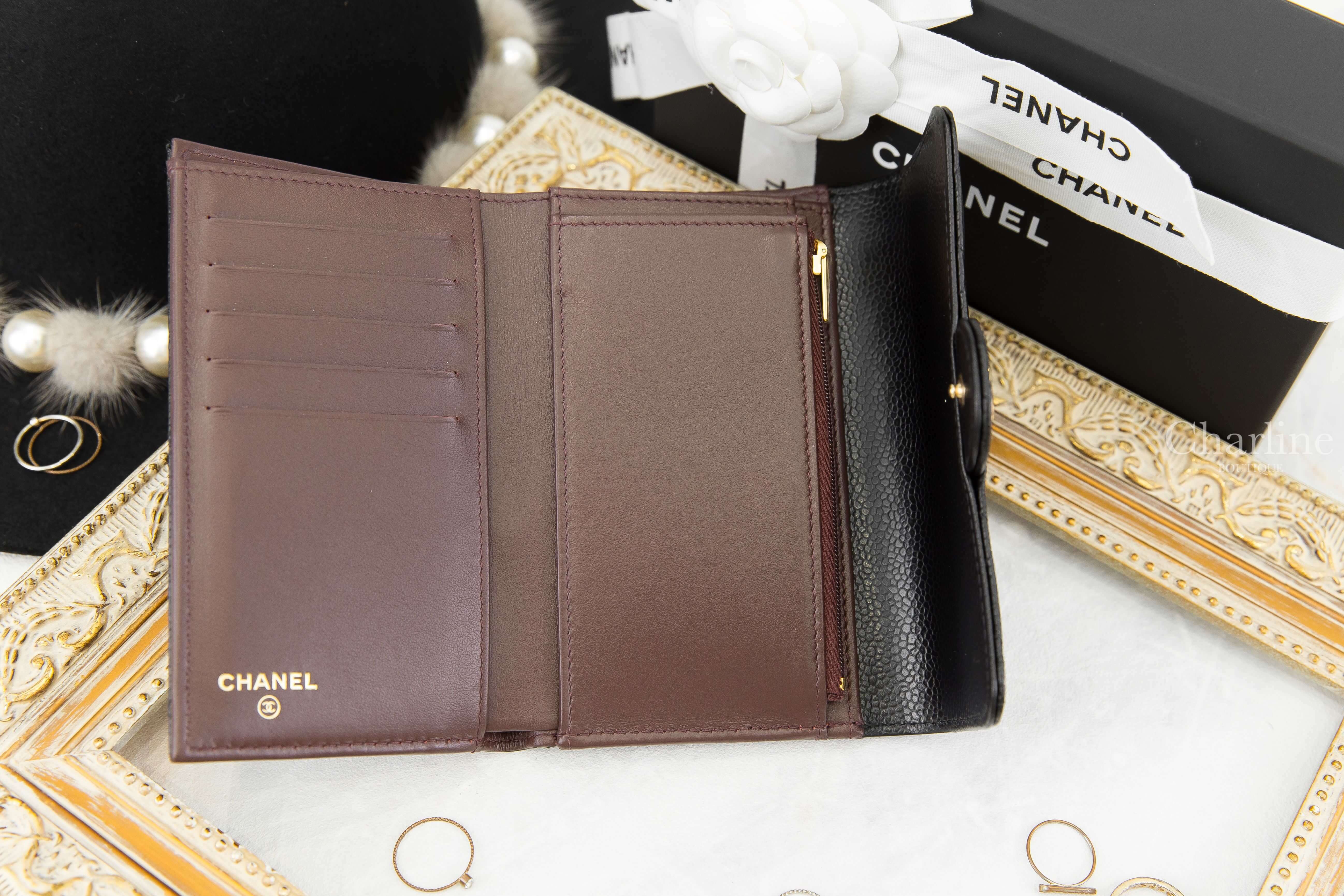 Chanel Medium Flap Wallet 黑色金CC荔枝菱格紋前釦式中夾-Charline Boutique 精品代購