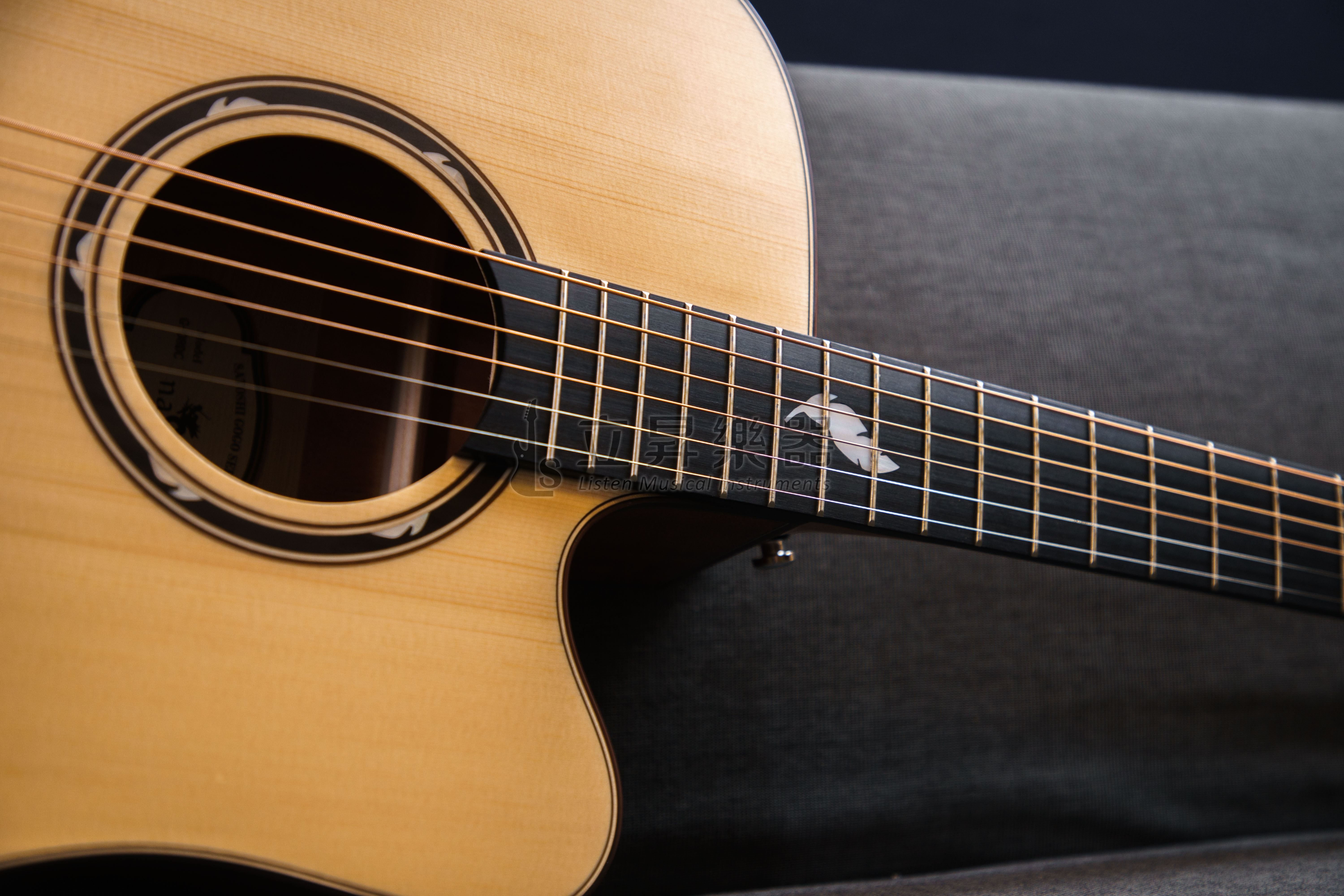 NAGA NAGA G-08DC 風系列 伍伍慧代言 英格曼雲杉面板/沙比利側背 面單木吉他 41吋 D桶身缺角 附原廠厚琴袋 第 5 張圖片｜三峽吉他 / Bass