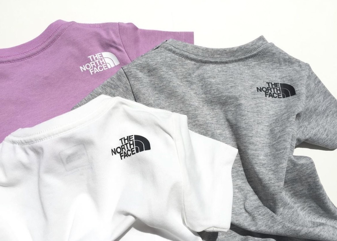 北臉兒童刺繡圖騰口袋 t-shirt