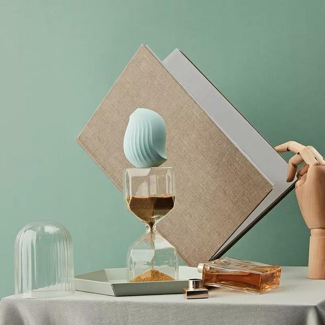 【大人糖-S級天后推薦】OSUGA 逗豆鳥 吸吮震動 情趣按摩器+小夜燈 德國紅點設計獎