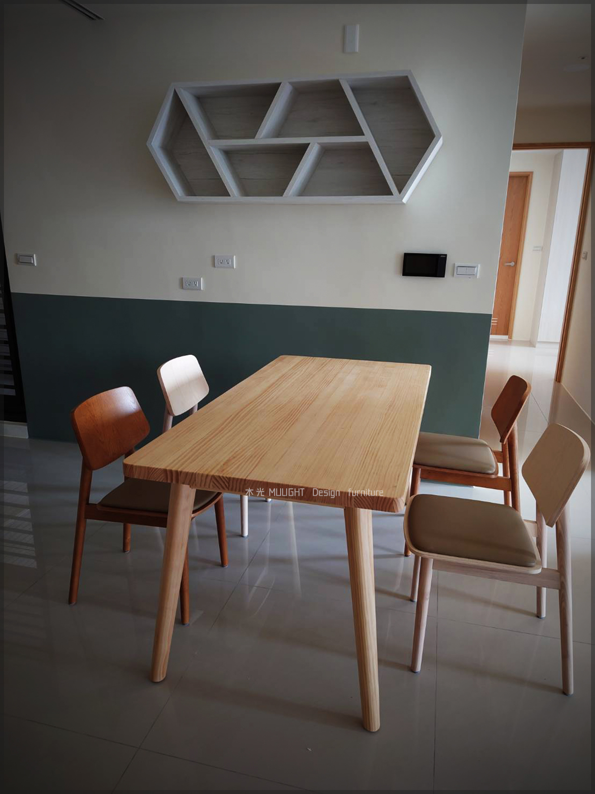 雙色日風皮革實木椅