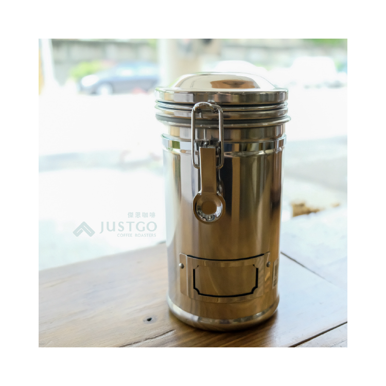 寶馬 郵筒密封罐 1100c.c