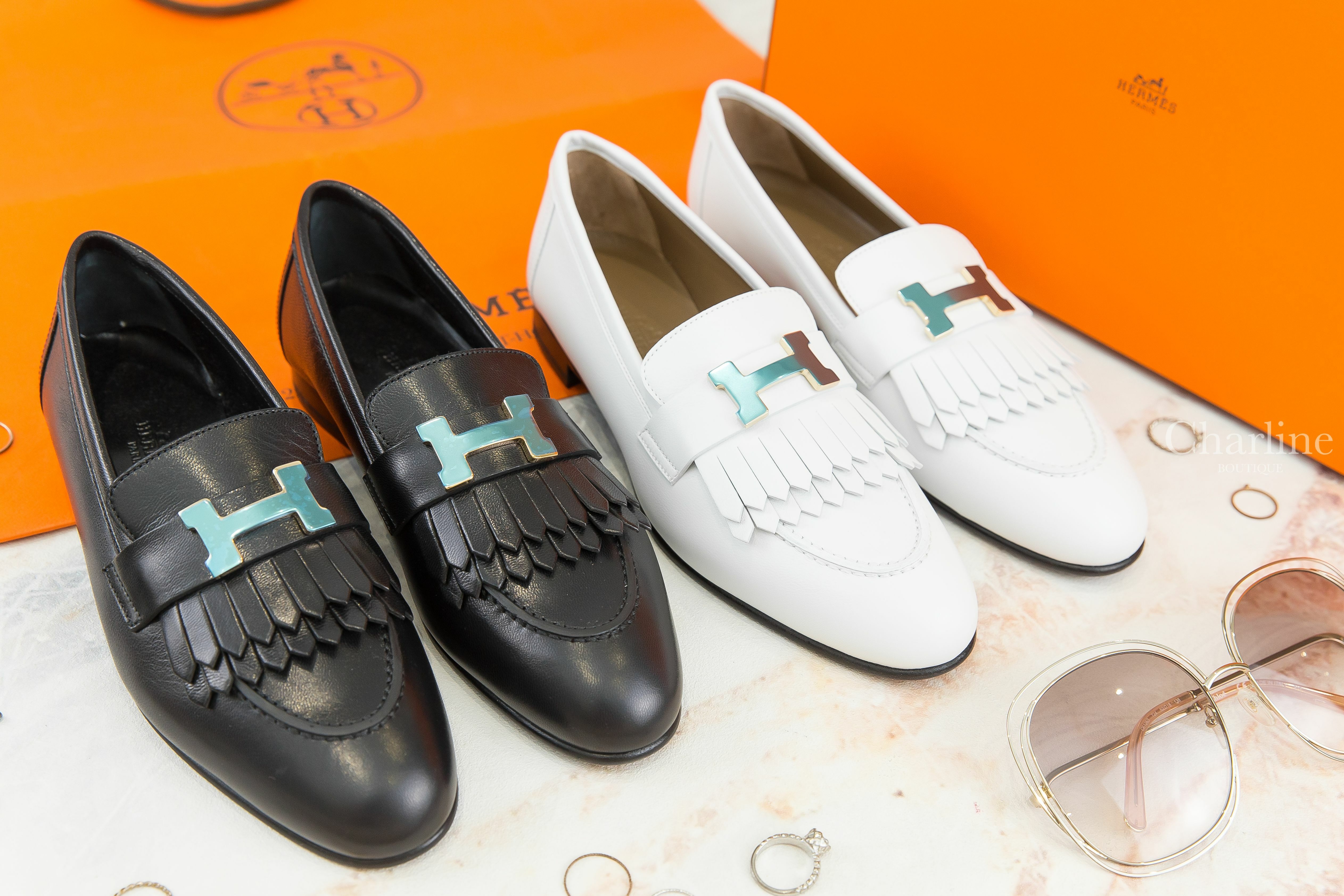 Hermès Royal Loafer 白色金釦H流蘇牛皮樂福鞋,Hermès Royal Loafer 黑色金釦H流蘇山羊皮樂福鞋-Charline Boutique 精品代購