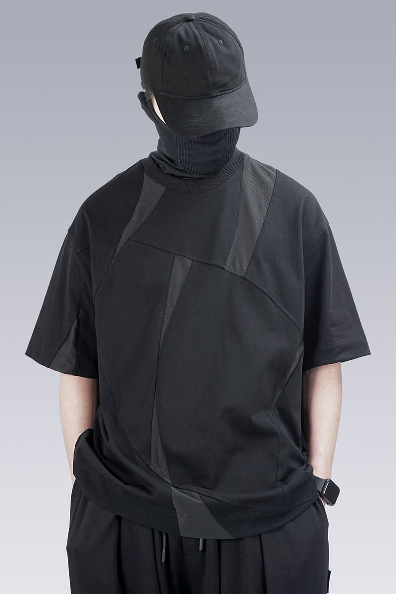 SILENSTORM 幾何網眼切片分割圓領短袖