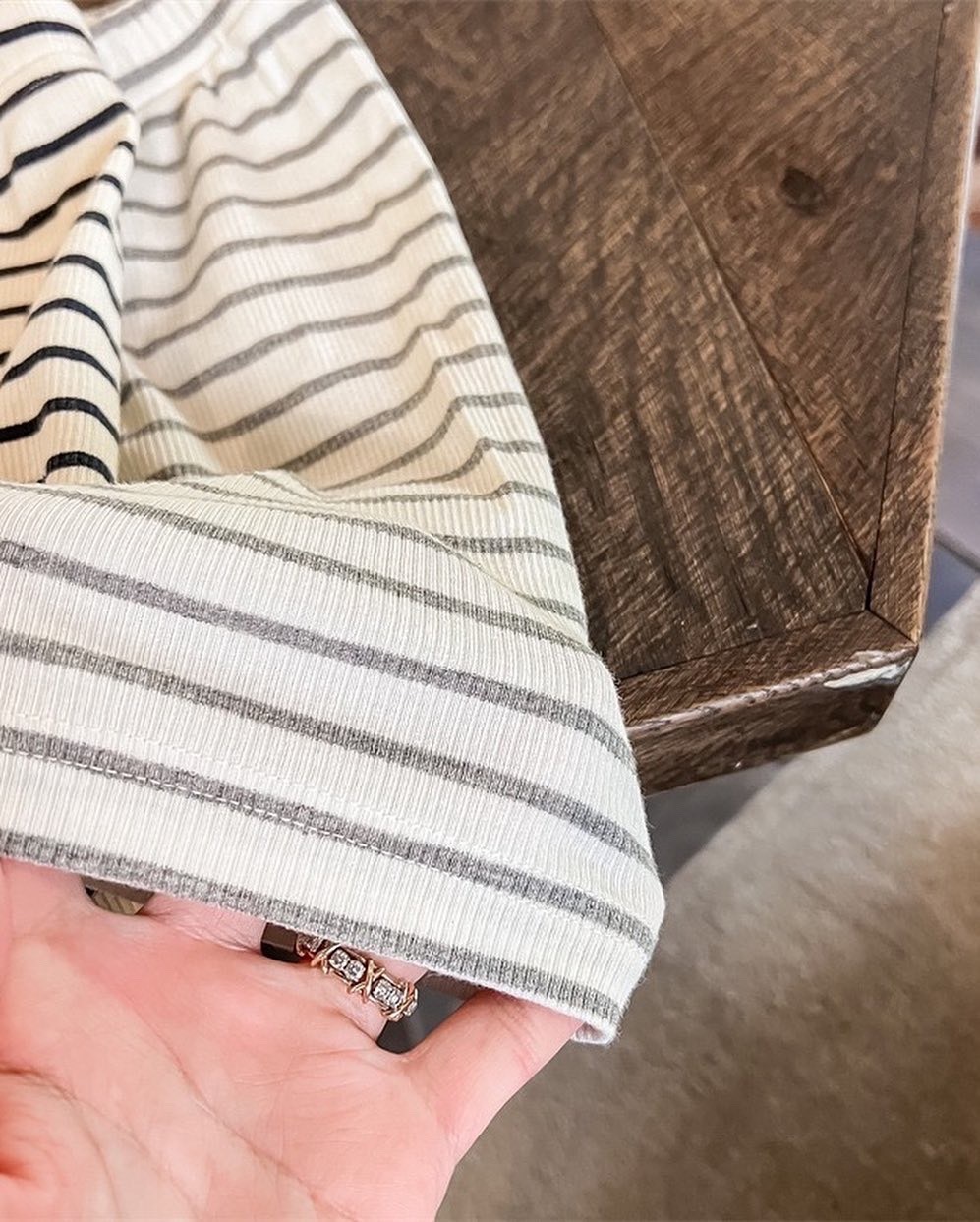 條紋五分內搭褲