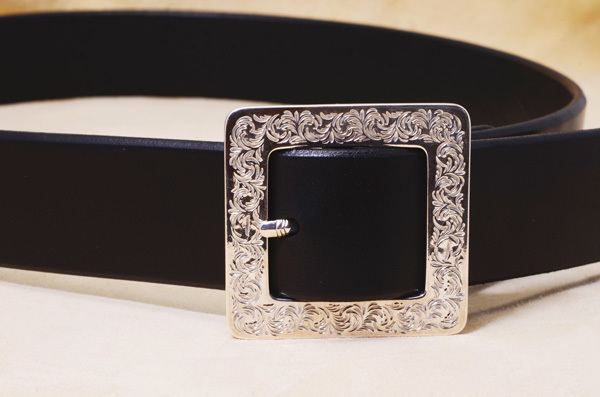 Taro Washimi Square shape／唐草 buckle