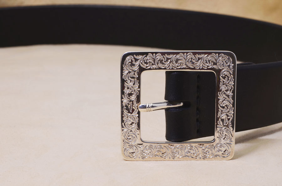 Taro Washimi Square shape／唐草 buckle
