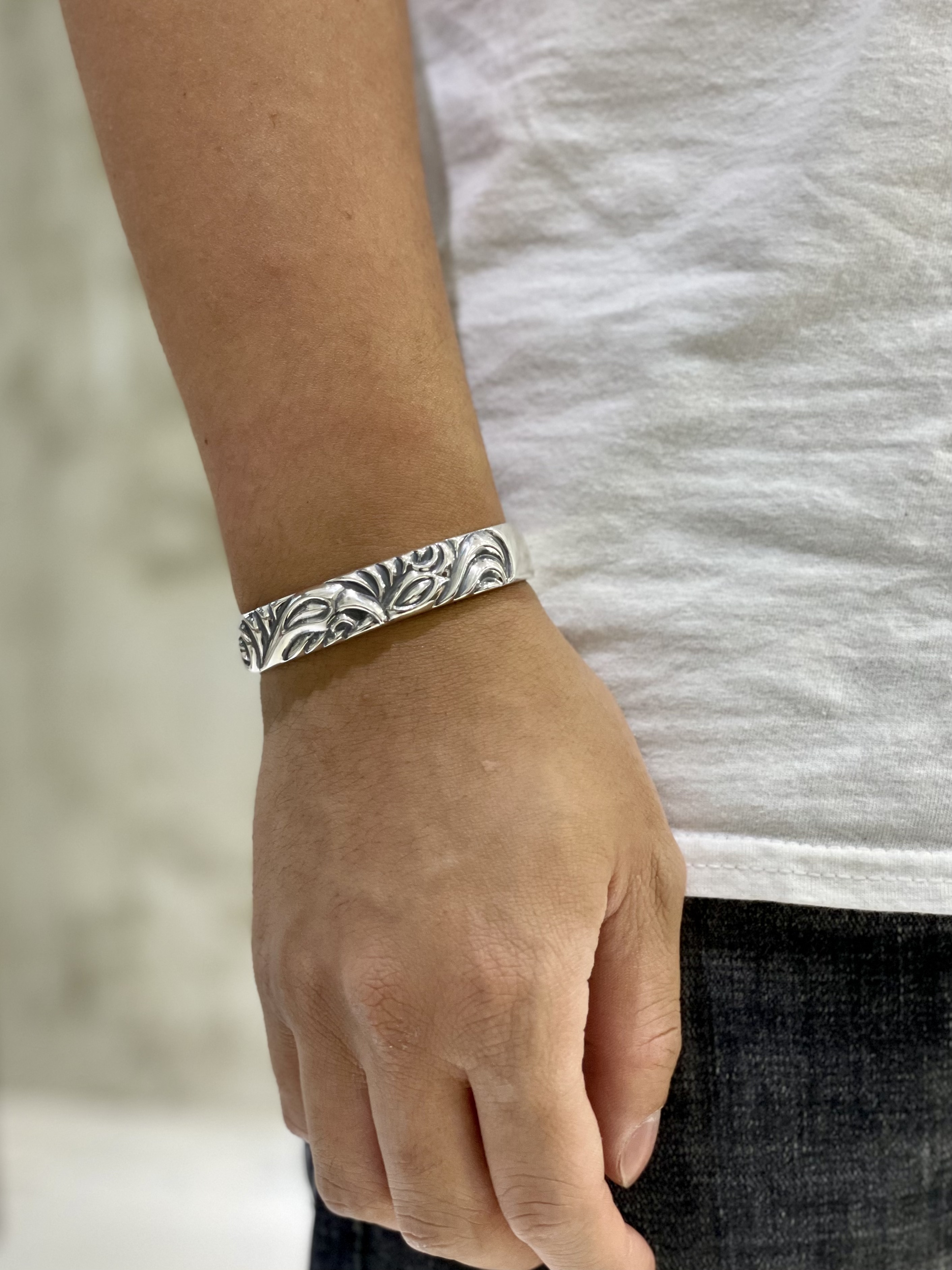 MF Love Bite Cuff