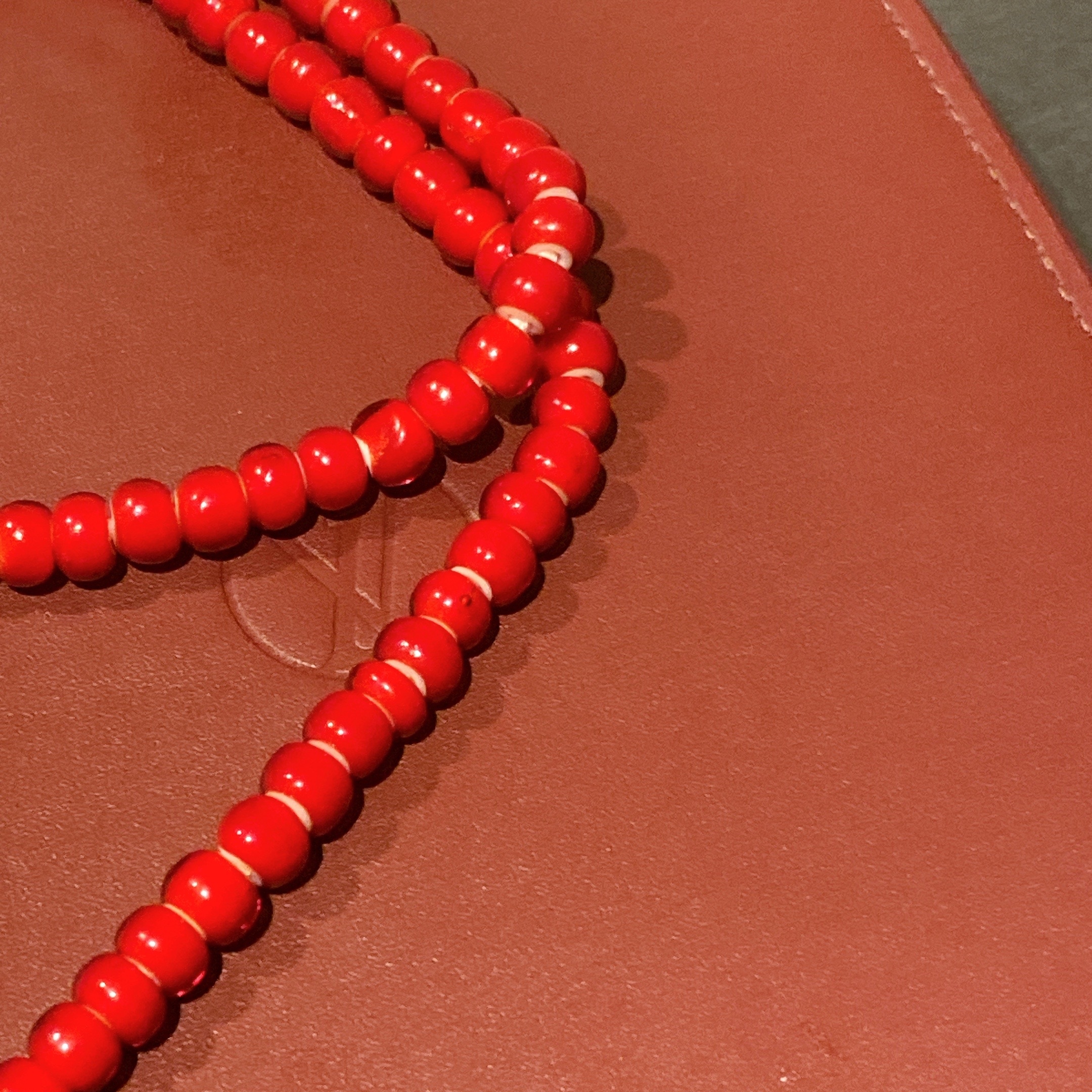 [KatouShun] 古紅珠串