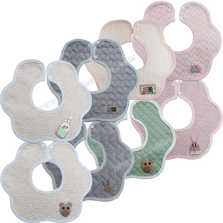 2條裝 嬰兒棉面膠底防水花形口水肩 WZ351