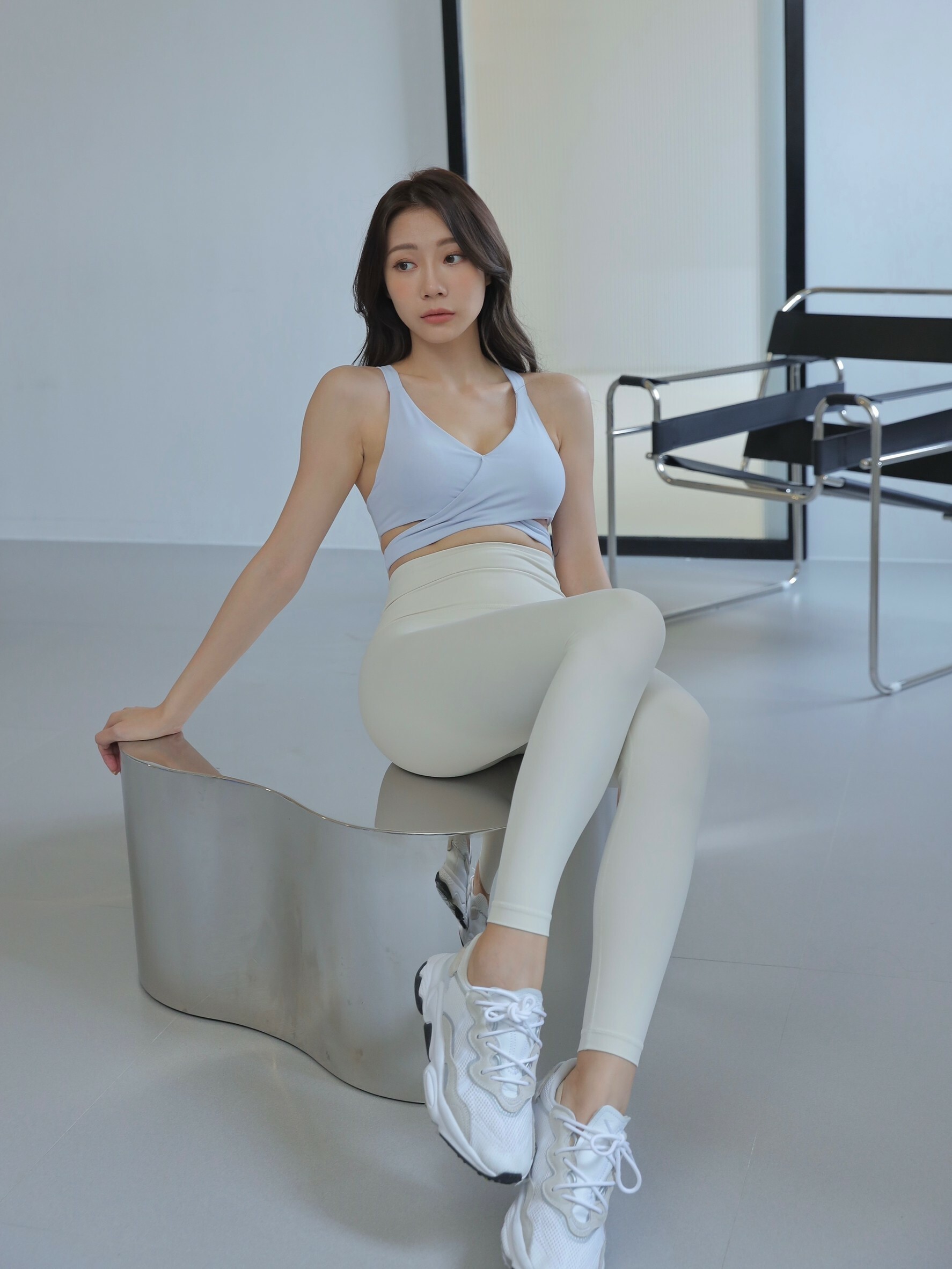 下交叉鏤空運動內衣 / Baby Blue