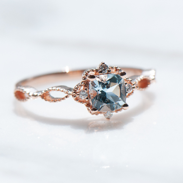 18K Penacho Aquamarine Diamond Ring