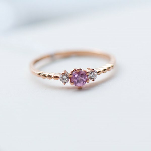 18K Pink Sapphire Diamond Ring