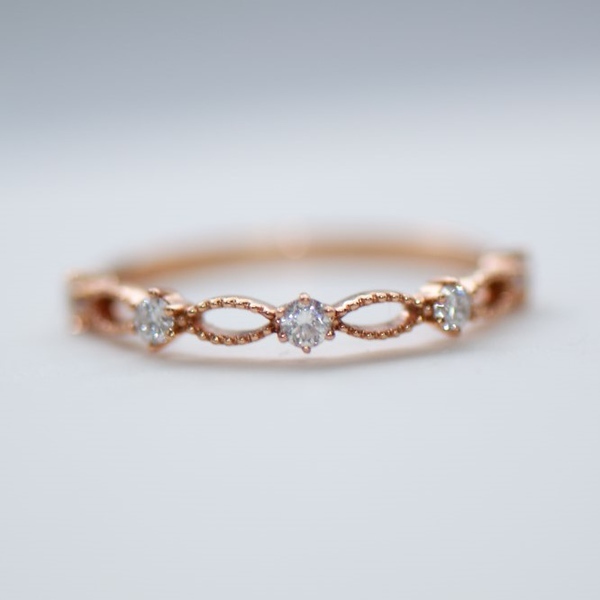 18K Garden Leaf Diamond Ring