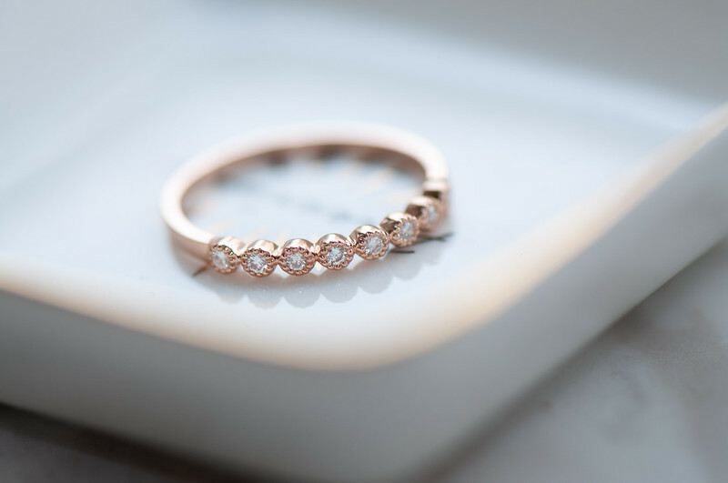 18K Petite Ronde Diamond Ring