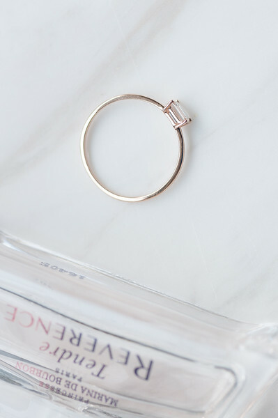 18K Simplicity Emerald Diamond Ring