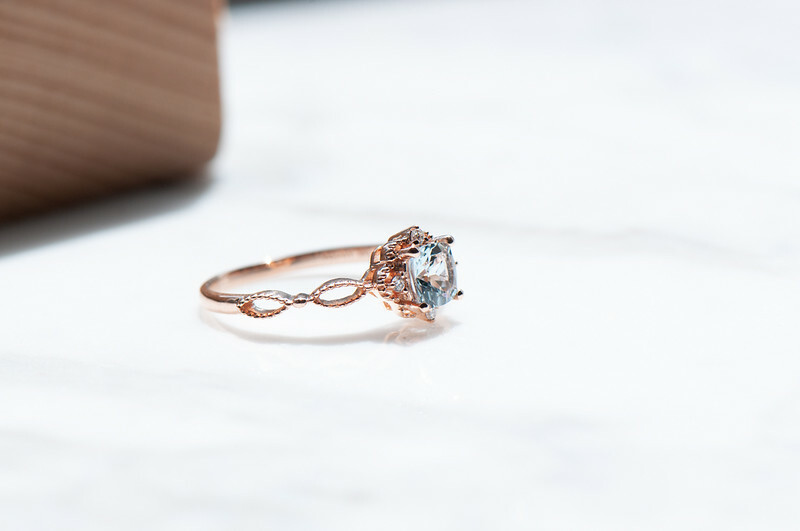 18K Penacho Aquamarine Diamond Ring