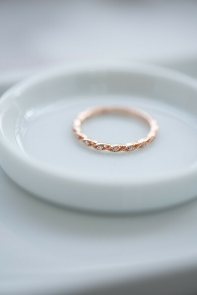 18K Twist Vintage Diamond Ring