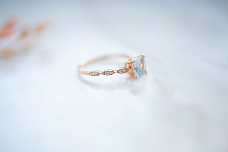 18K Delicate Aquamarine Diamond Ring