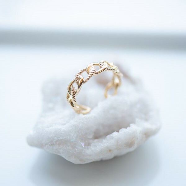 18K Estilo Plain Gold Ring