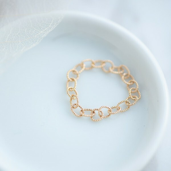 18K Giro Block Chain Ring